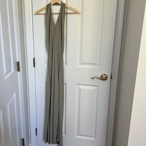 Show me your mumu dress in sage green never worn tags are on still on it.